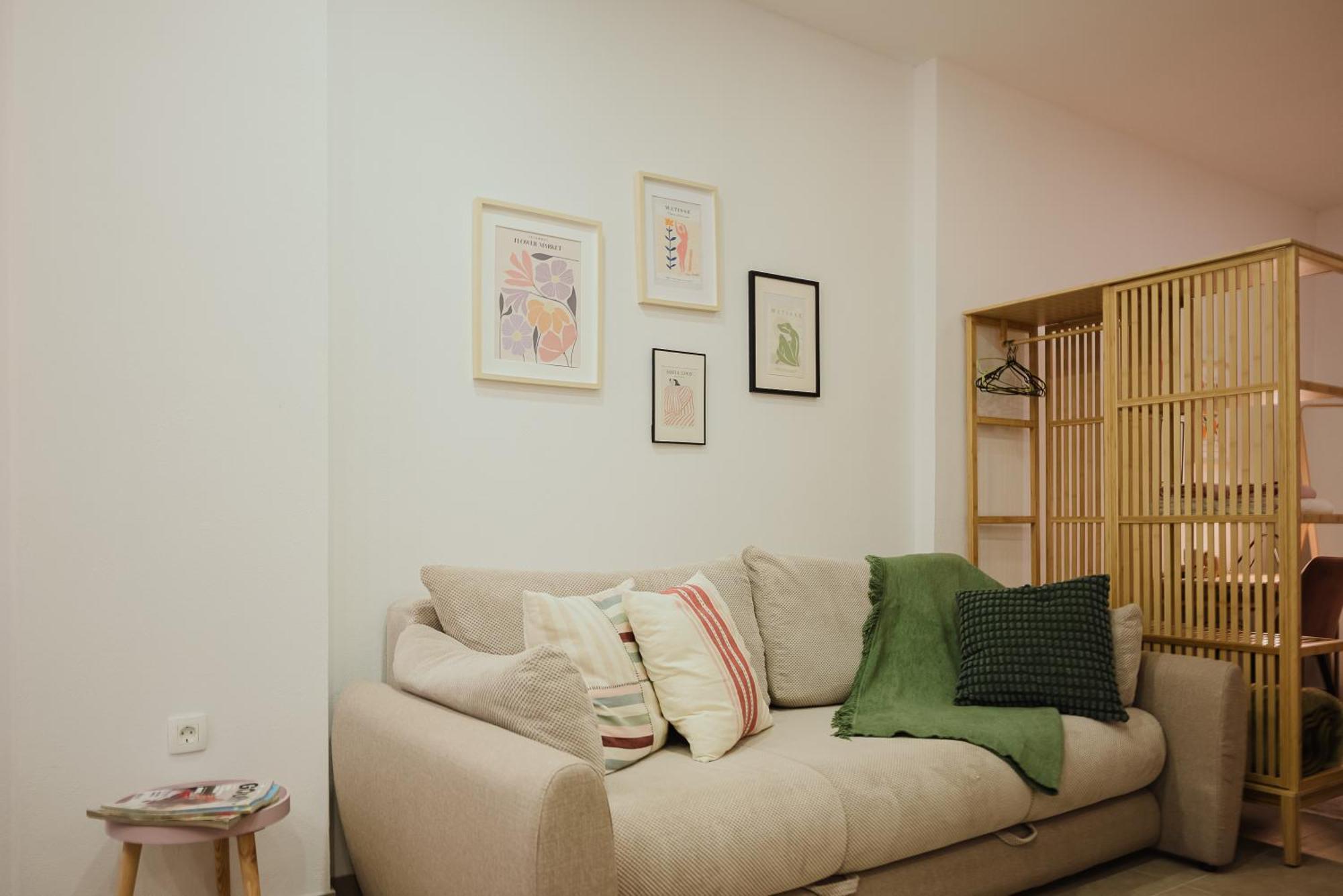 Stylish Town Centre Mariroza Apartman *