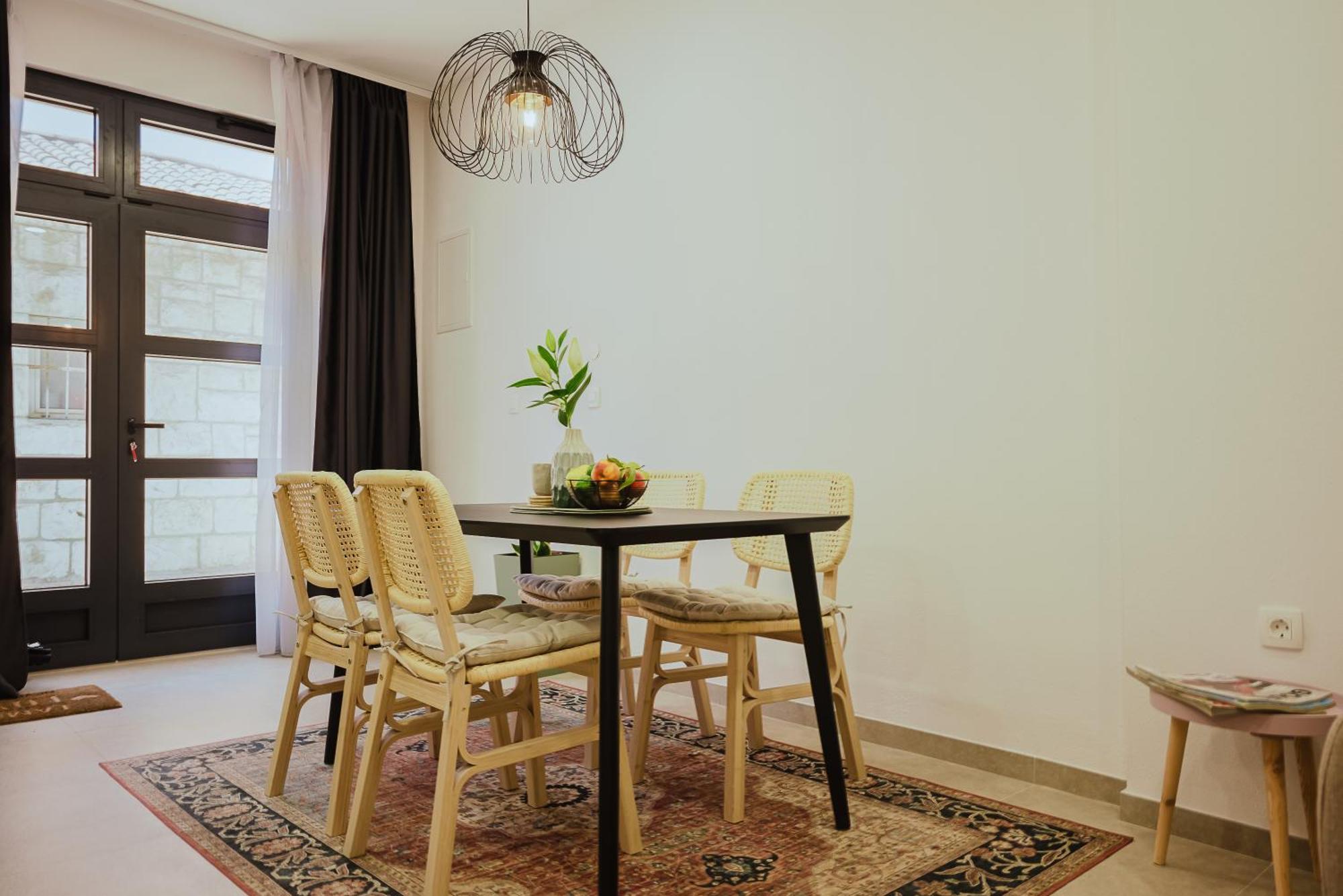 Apartman Stylish Town Centre Mariroza